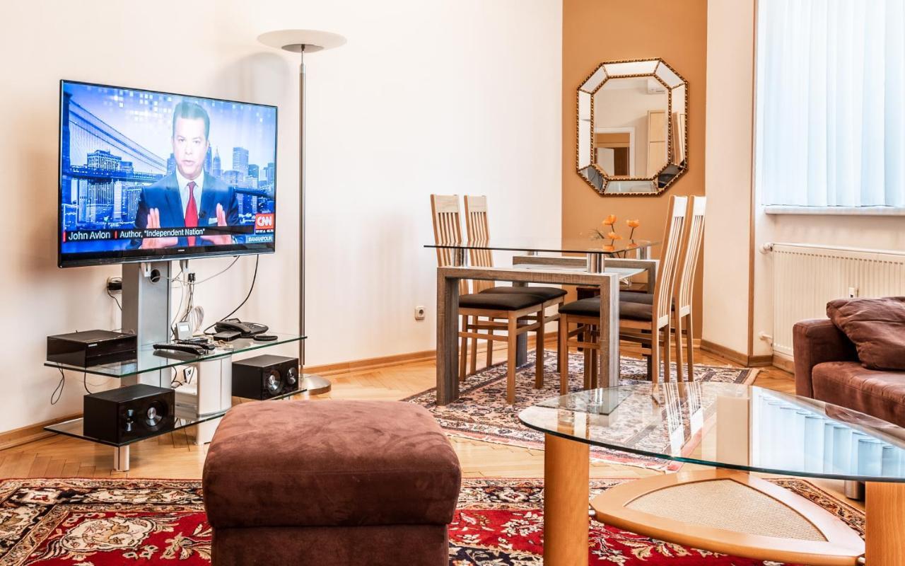 Apartahotel - Cav Viena